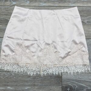 Elegant Lace Trim Skirt in Light Pink